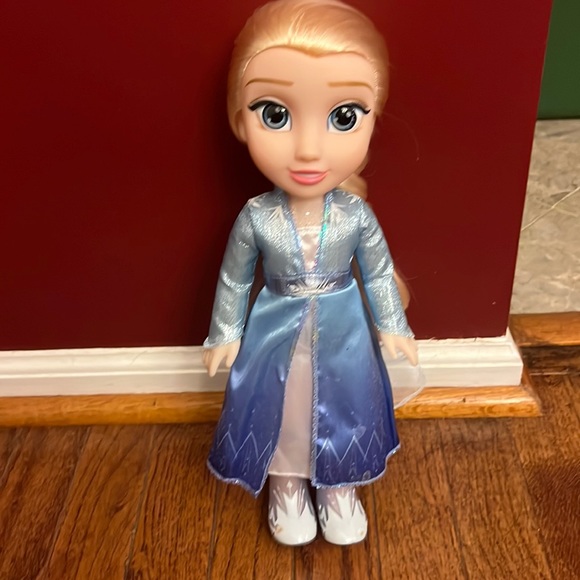 Disney Toys 3 Inch Beautiful Elsa Doll Poshmark